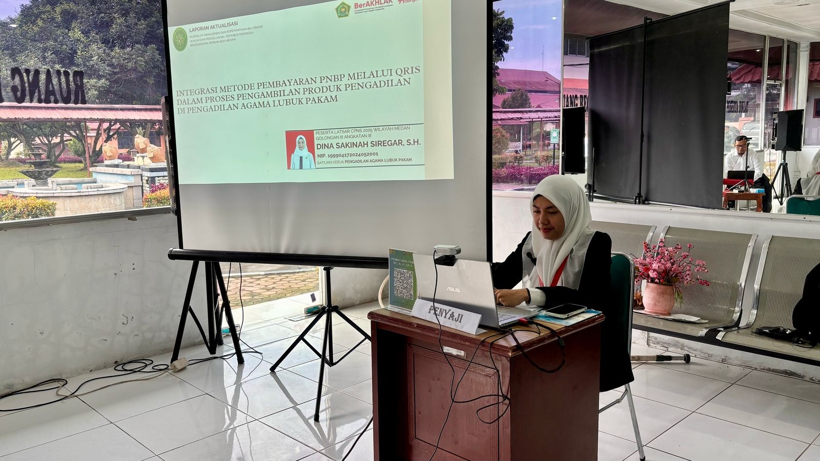 WhatsApp Image 2025 03 25 at 93651 AM